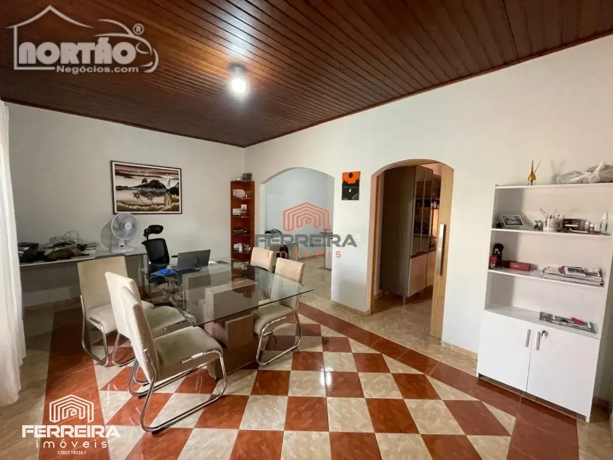 Casa, 3 quartos, 257 m² - Foto 7