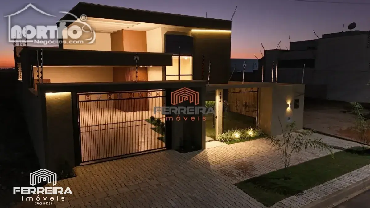 Casa, 3 quartos, 212 m² - Foto 1