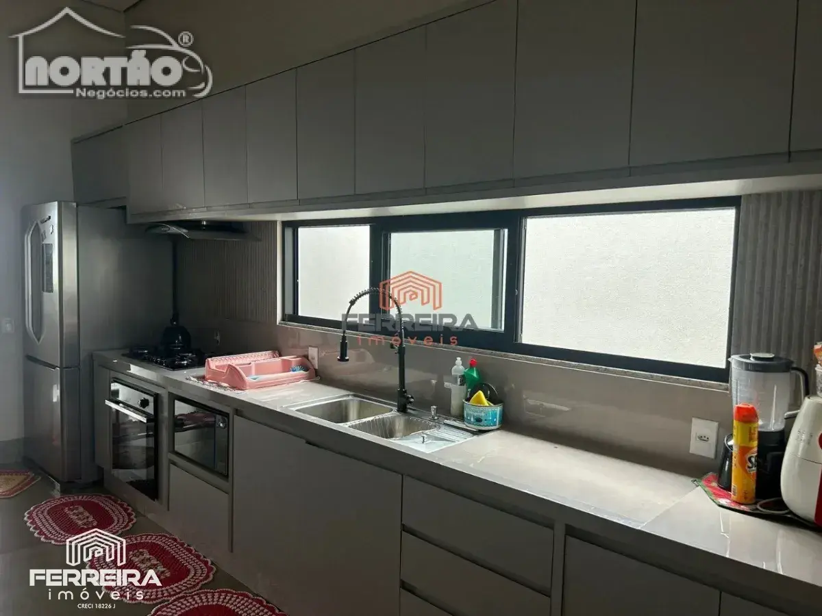 Casa, 3 quartos, 392 m² - Foto 9