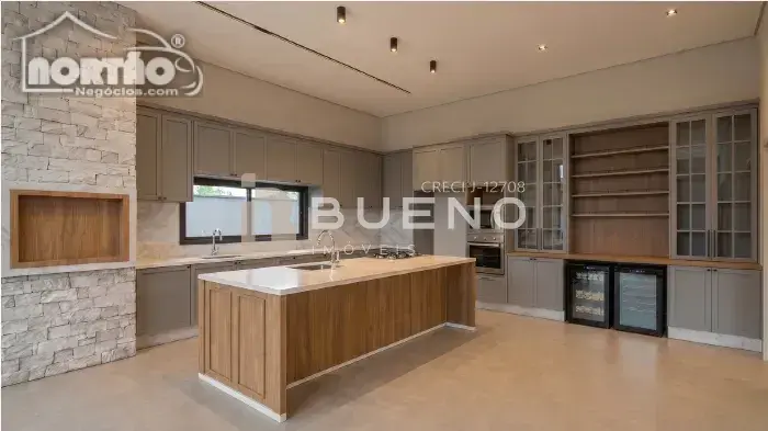 Casa, 2 quartos, 198 m² - Foto 3
