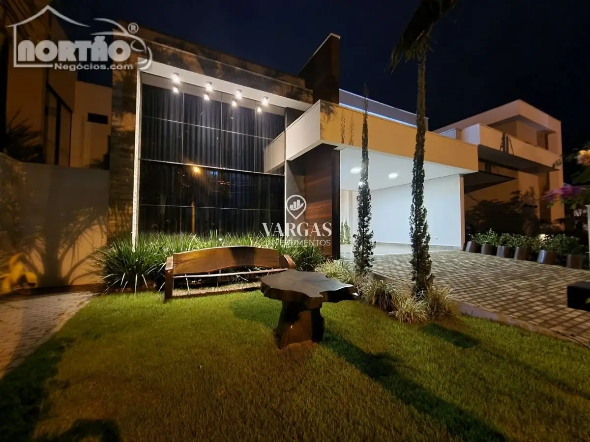 Casa, 1 quarto, 243 m² - Foto 2