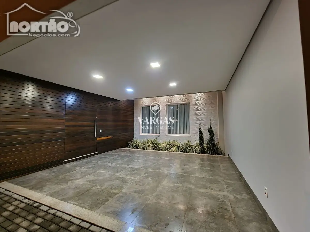 Casa, 1 quarto, 243 m² - Foto 3