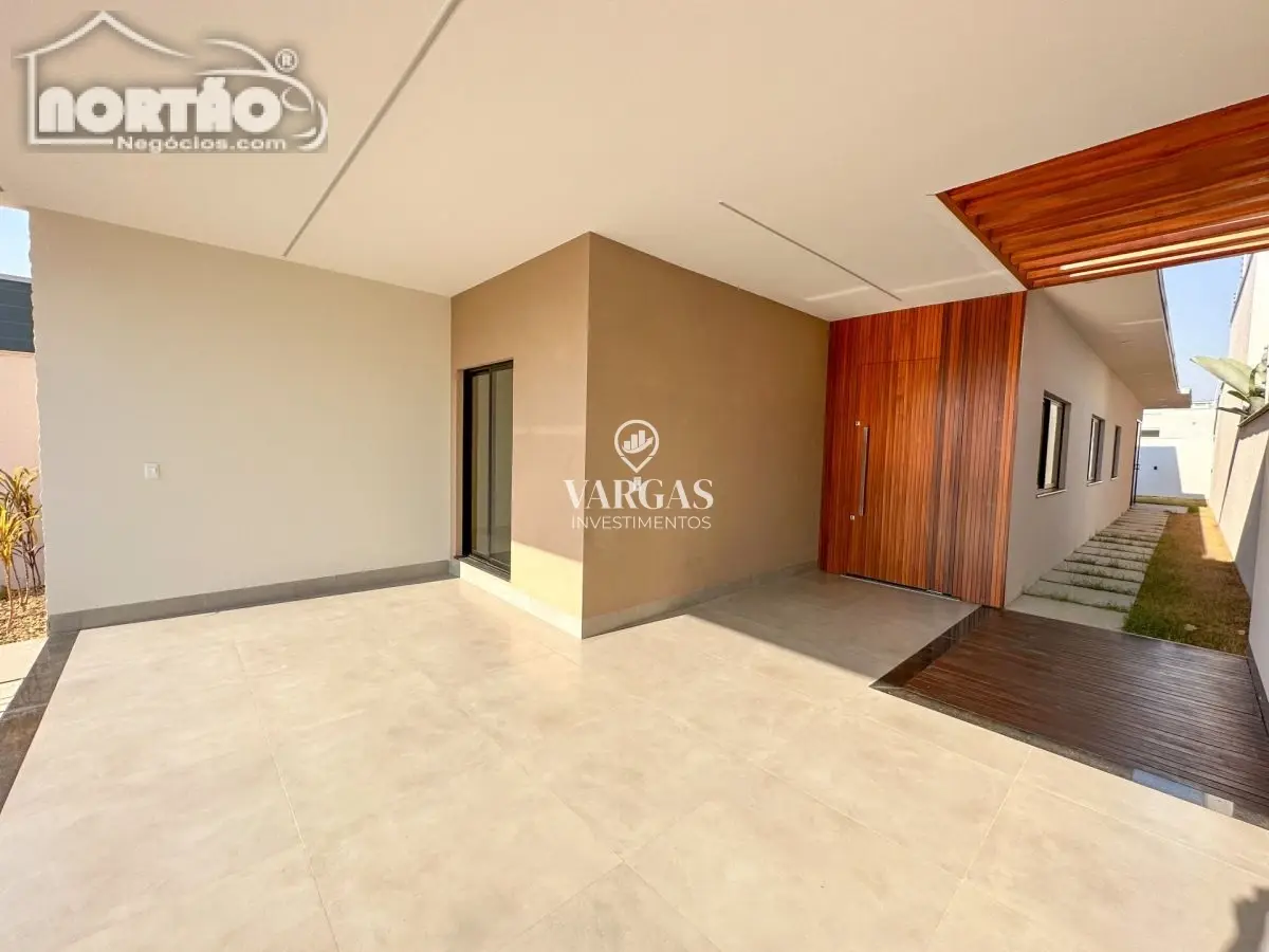 Casa, 3 quartos, 156 m² - Foto 2