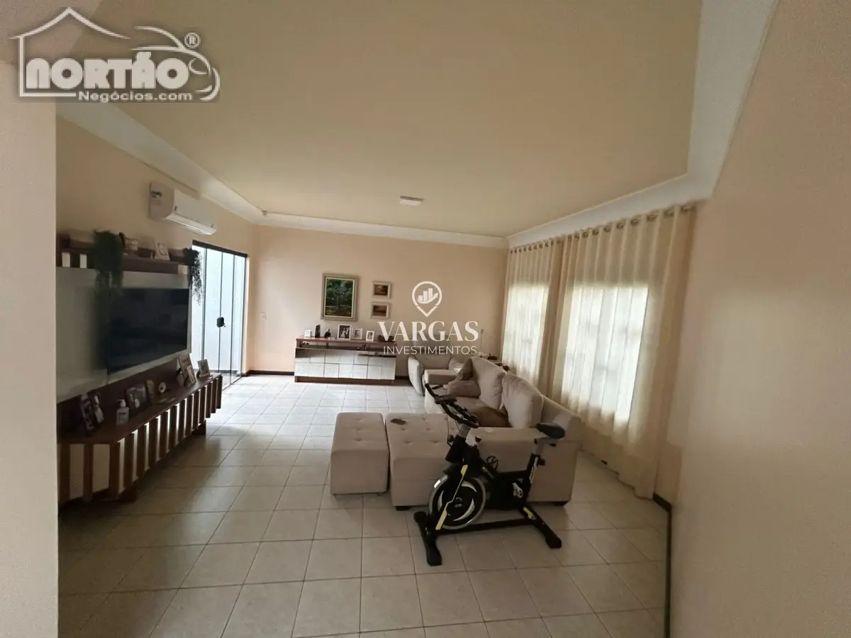 Casa, 3 quartos, 291 m² - Foto 7