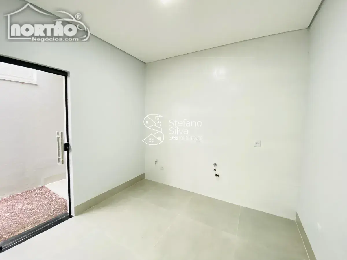 Casa, 3 quartos, 206 m² - Foto 4