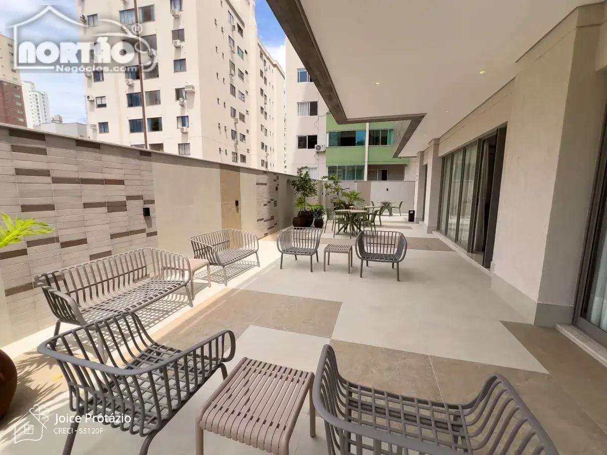 Casa, 6 quartos, 137 m² - Foto 4