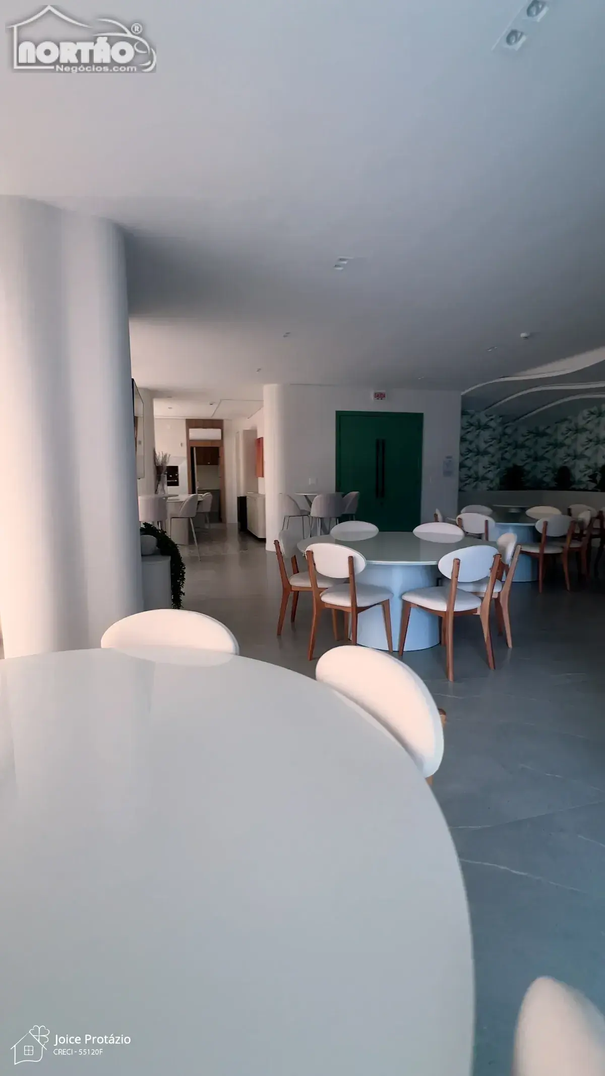 Casa, 6 quartos, 137 m² - Foto 8