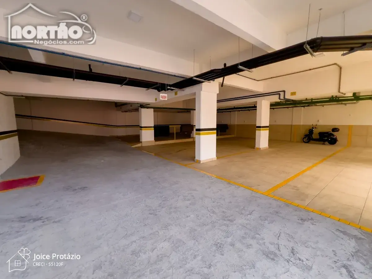 Casa, 6 quartos, 137 m² - Foto 10