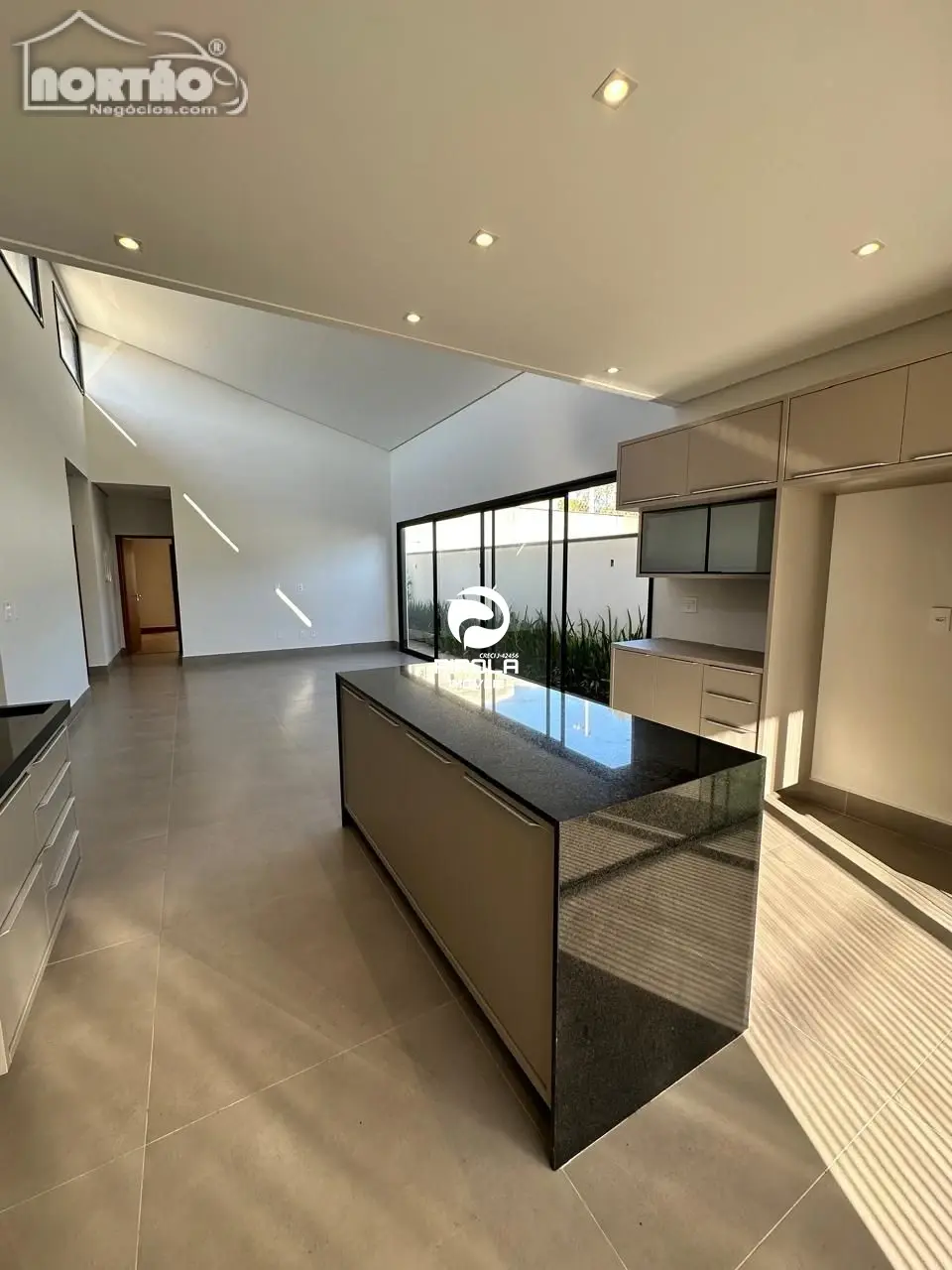 Casa, 5 quartos, 170 m² - Foto 9