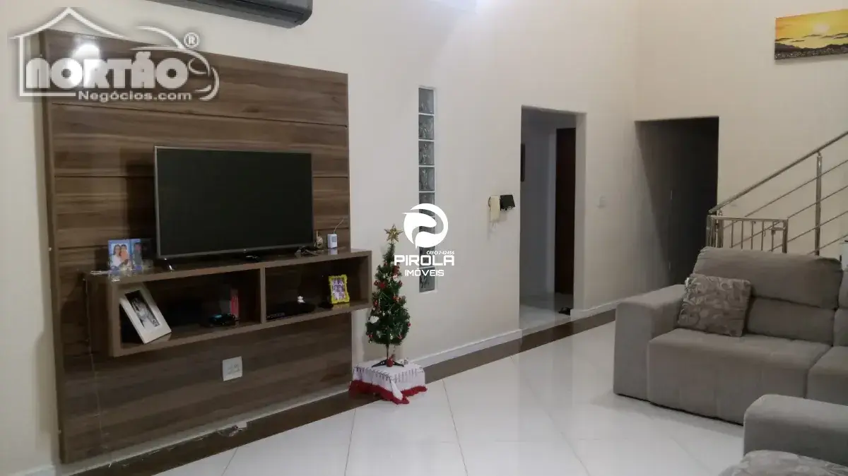 Casa, 4 quartos, 275 m² - Foto 3
