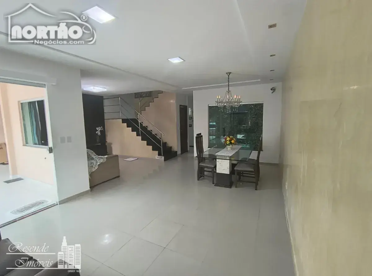 Casa, 5 quartos, 200 m² - Foto 8