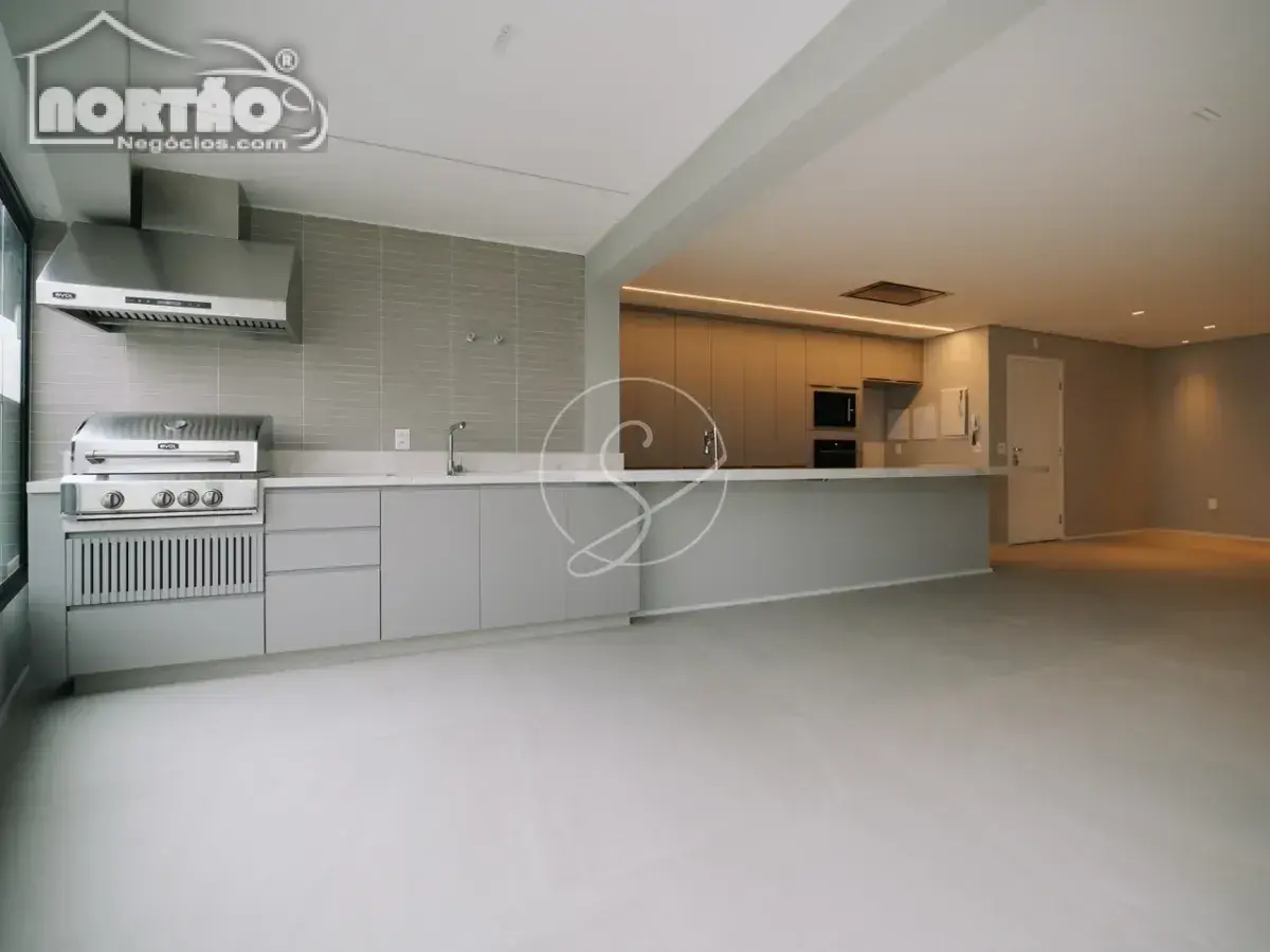 Casa, 1 quarto, 123 m² - Foto 1