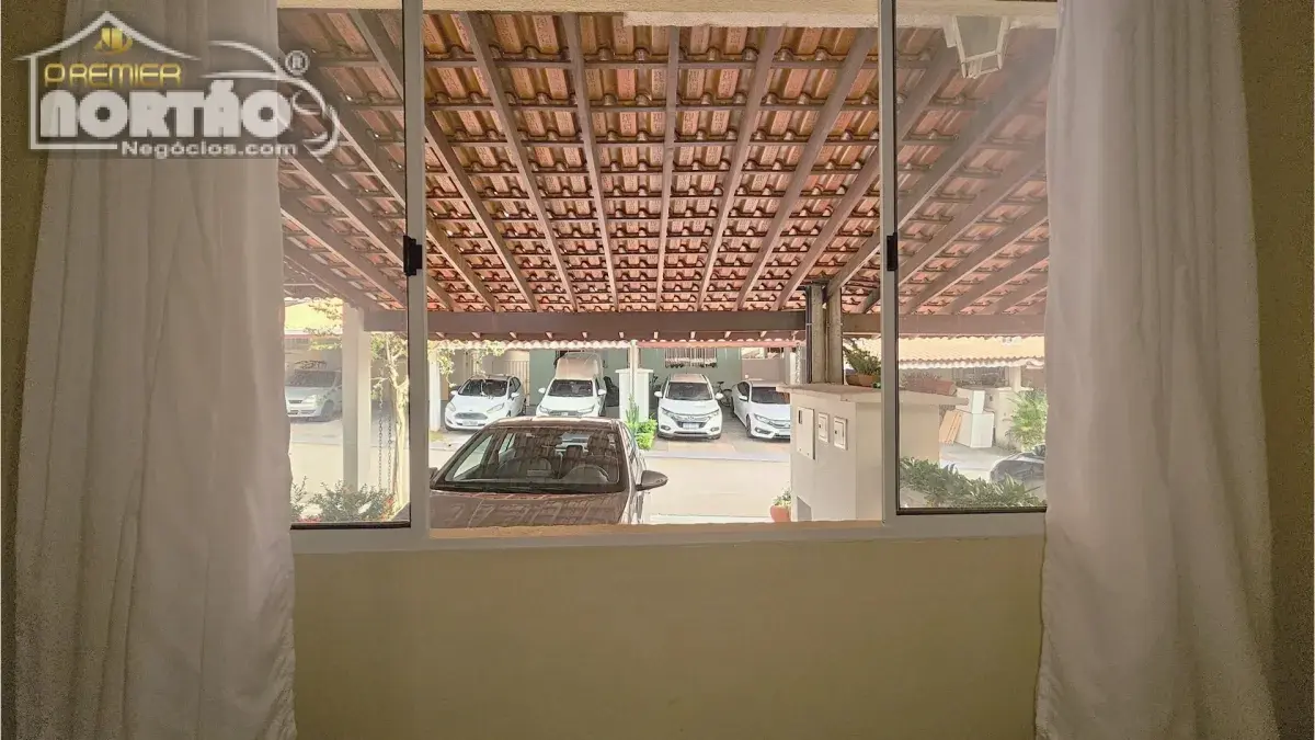 Casa, 5 quartos, 131 m² - Foto 2
