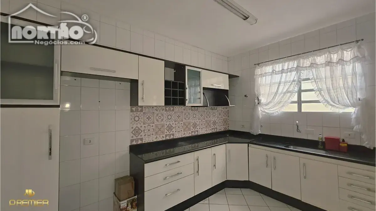 Casa, 5 quartos, 131 m² - Foto 7