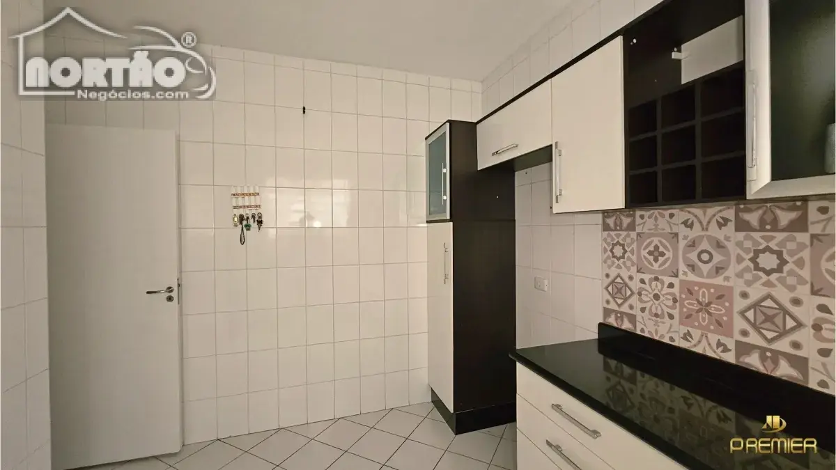 Casa, 5 quartos, 131 m² - Foto 9