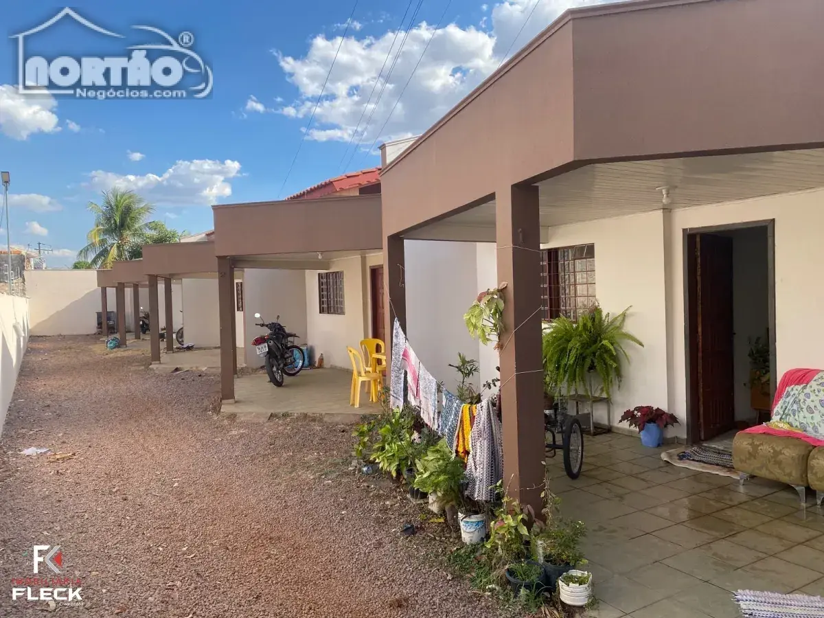 Casa, 3 quartos - Foto 2