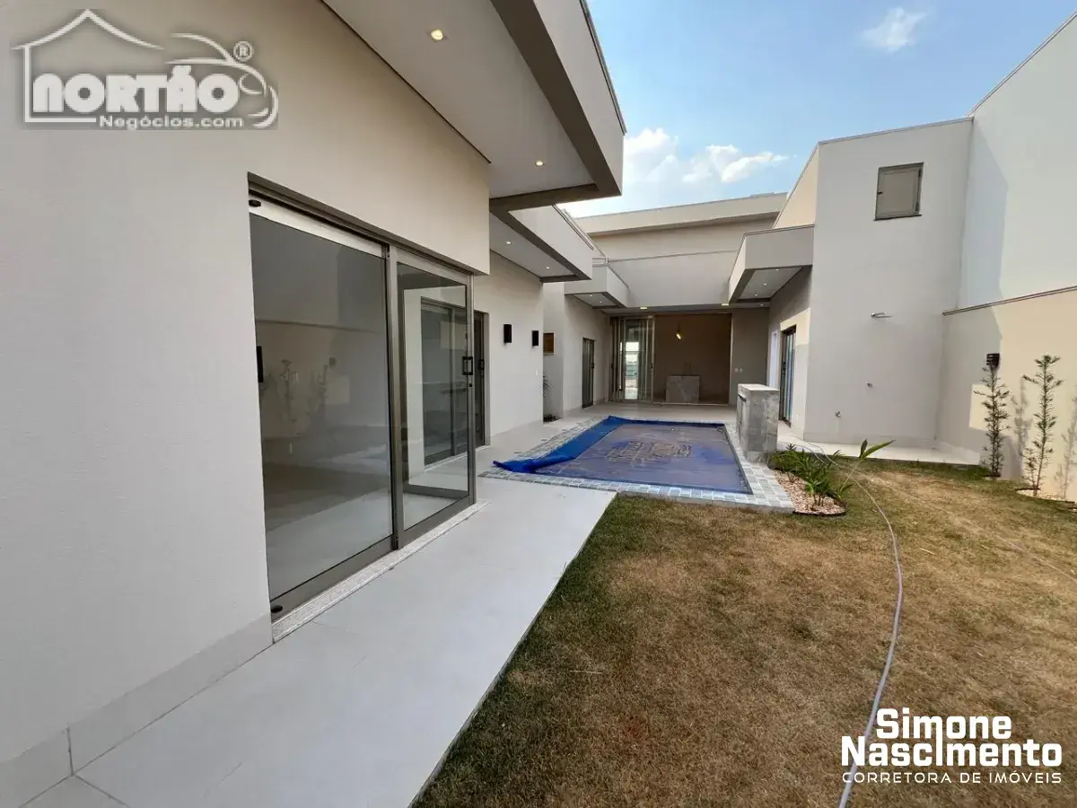 Casa, 1 quarto, 225 m² - Foto 9