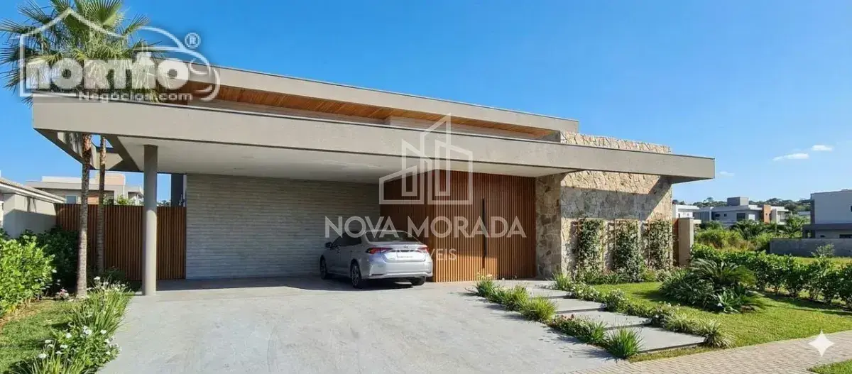 Casa, 5 quartos, 257 m² - Foto 1