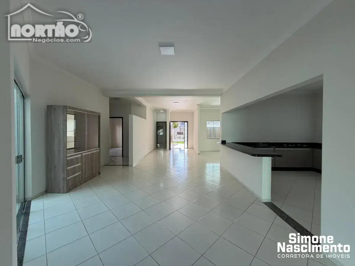 Casa, 3 quartos, 110 m² - Foto 2