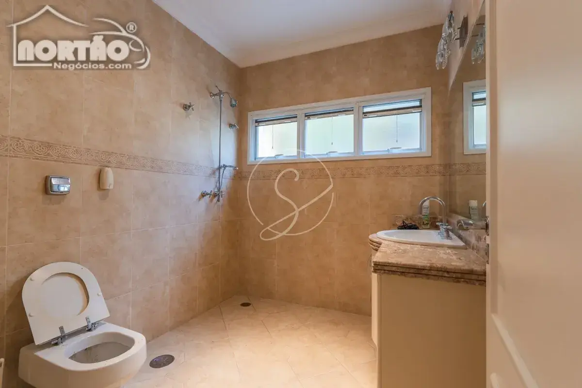 Casa, 1 quarto, 762 m² - Foto 10