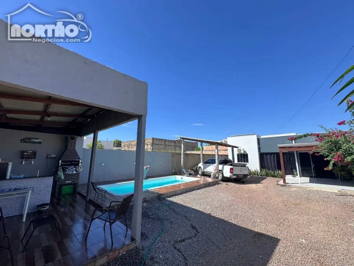 Casa, 3 quartos, 77 m² - Foto 2
