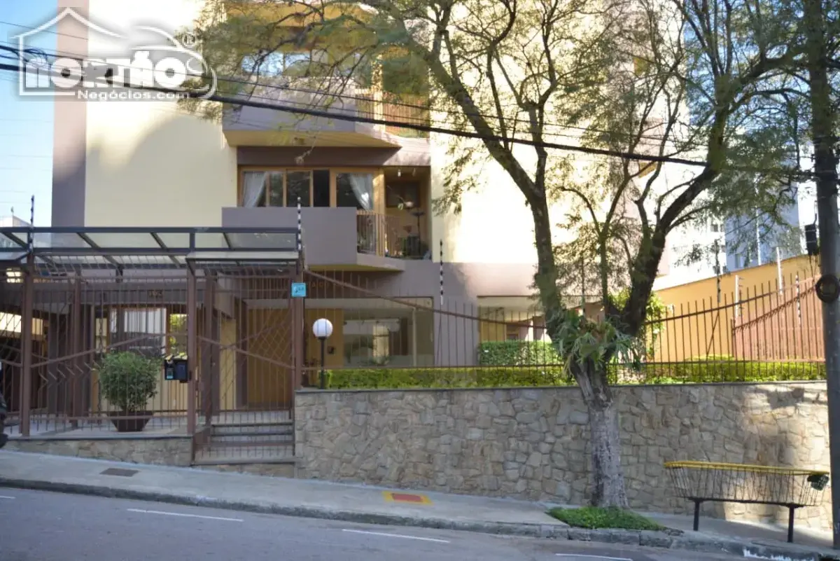Casa, 5 quartos, 110 m² - Foto 1