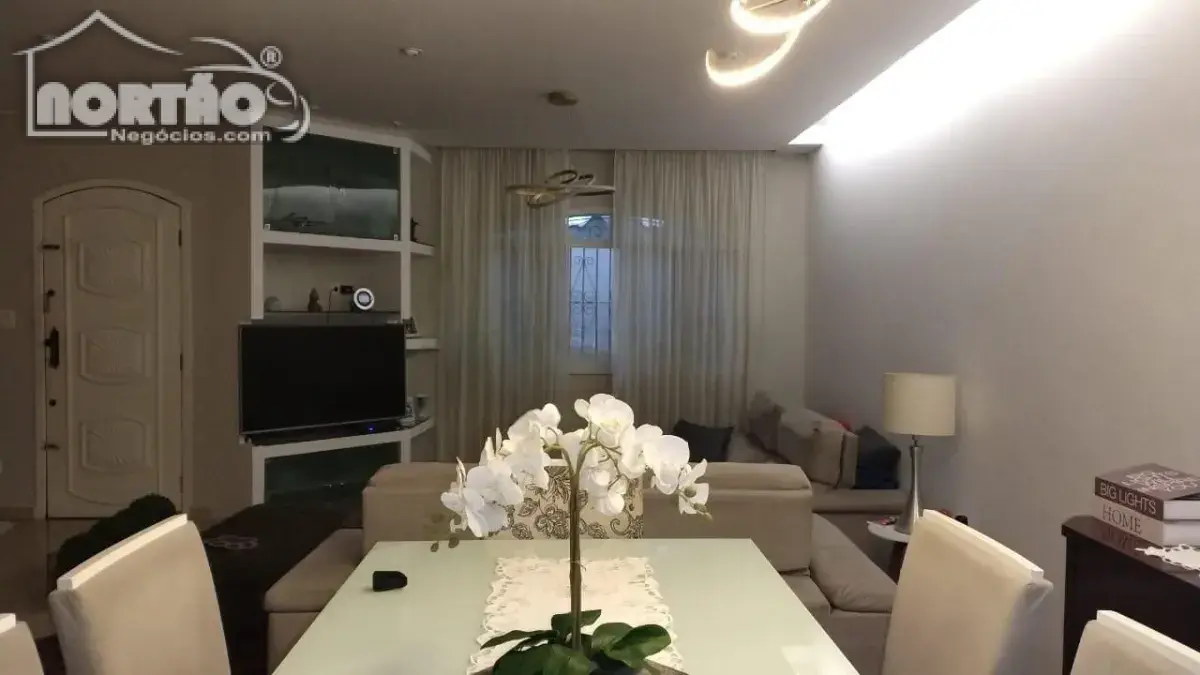 Casa, 5 quartos, 288 m² - Foto 5
