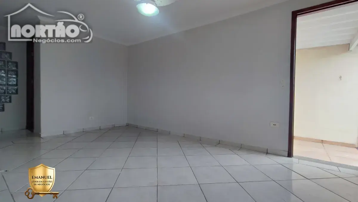 Casa, 4 quartos, 250 m² - Foto 6