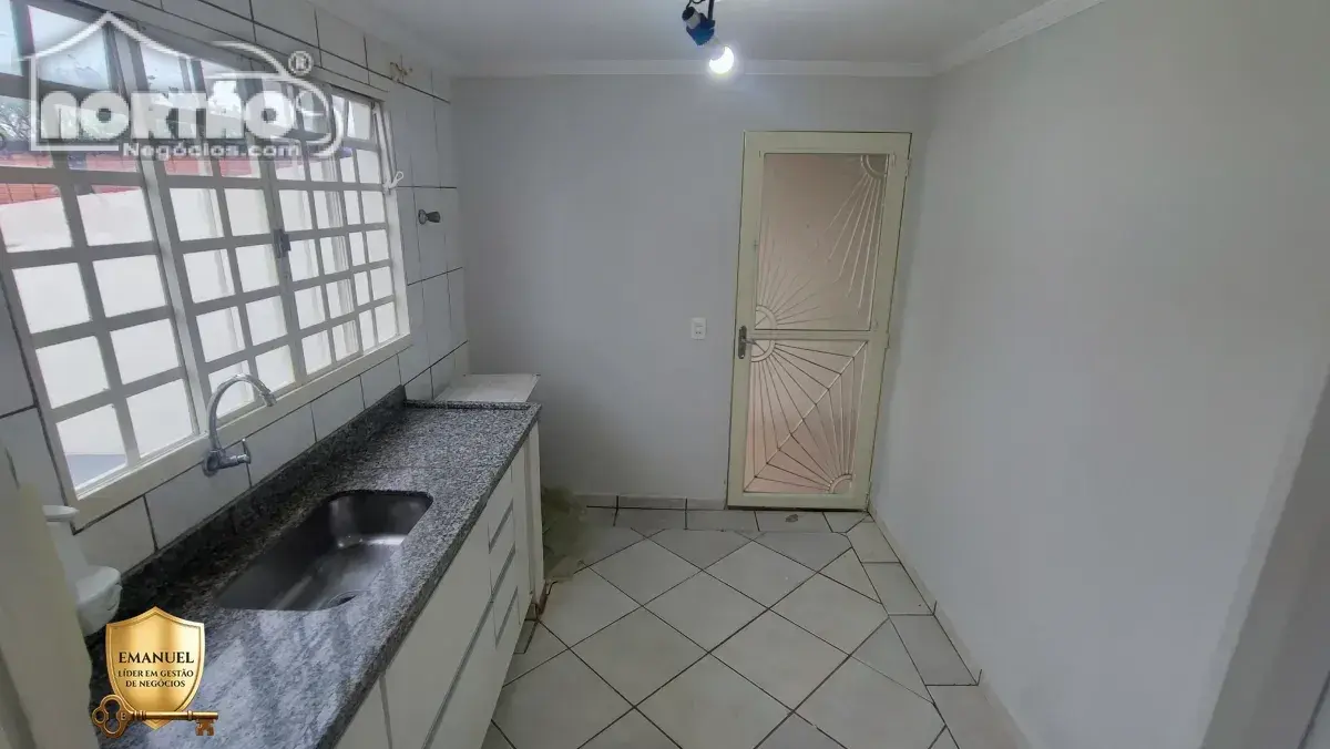 Casa, 4 quartos, 250 m² - Foto 7