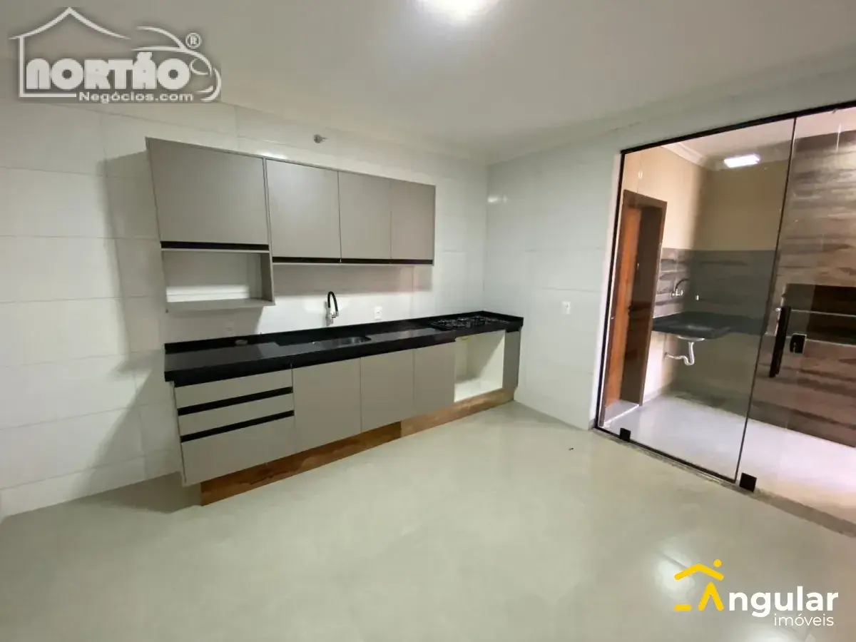 Casa, 3 quartos - Foto 3