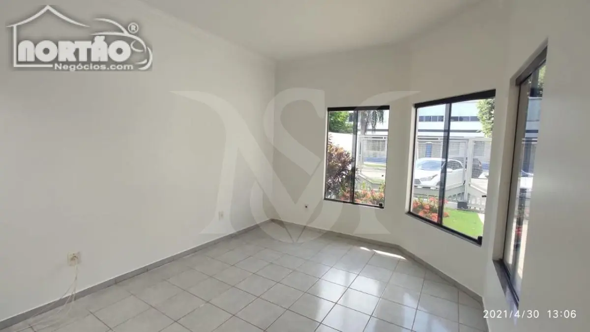 Casa, 4 quartos, 176 m² - Foto 2