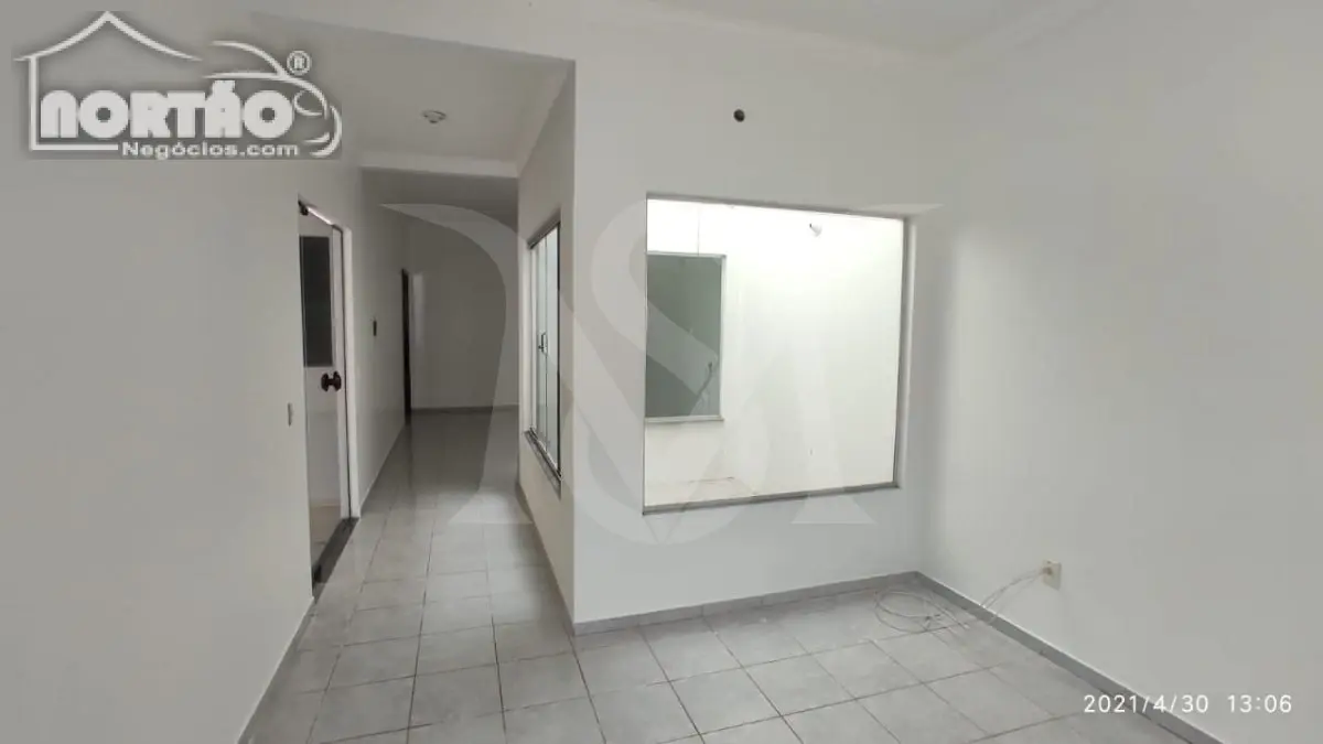 Casa, 4 quartos, 176 m² - Foto 3