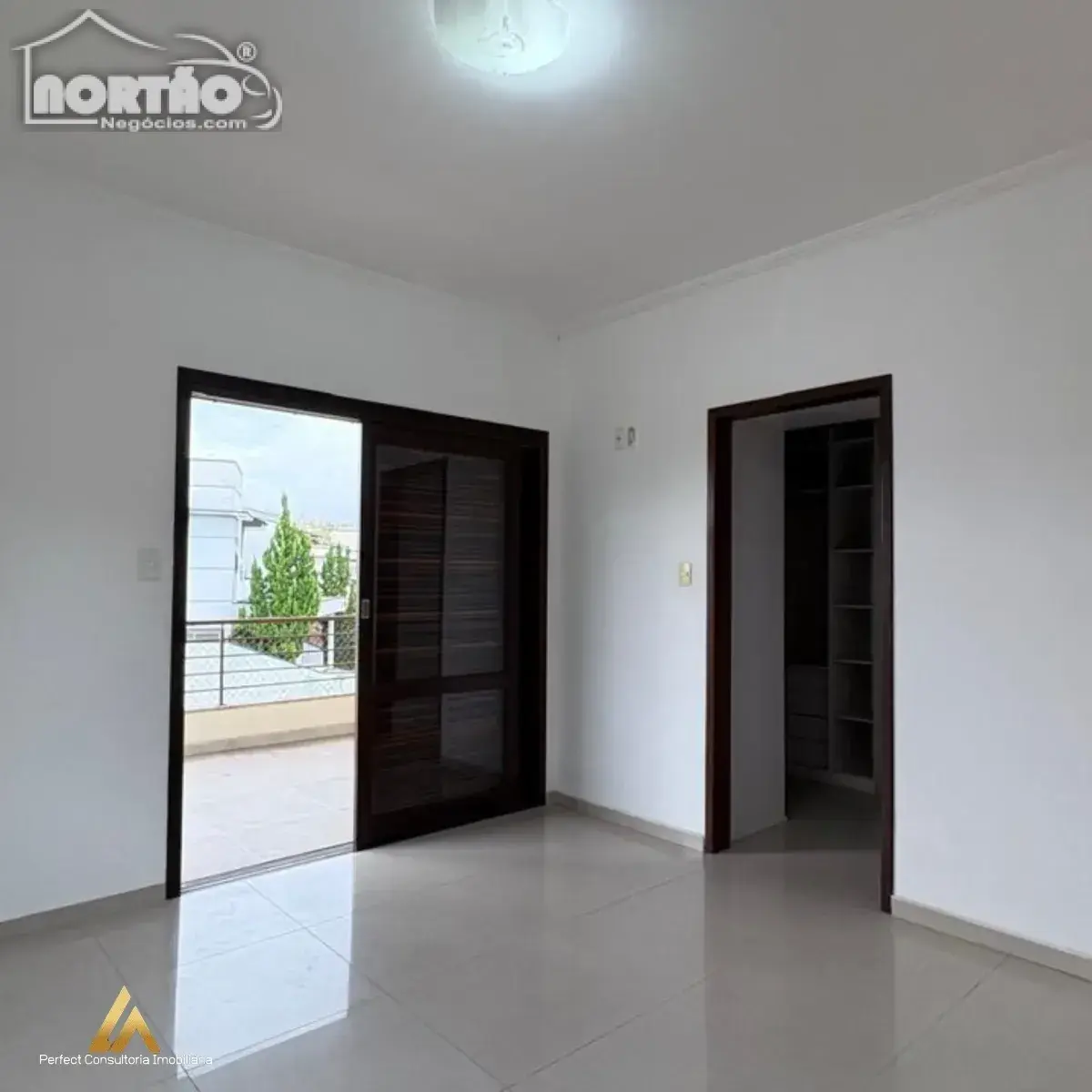 Casa, 5 quartos, 122 m² - Foto 5