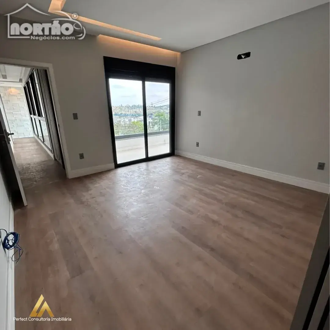 Casa, 4 quartos, 125 m² - Foto 4