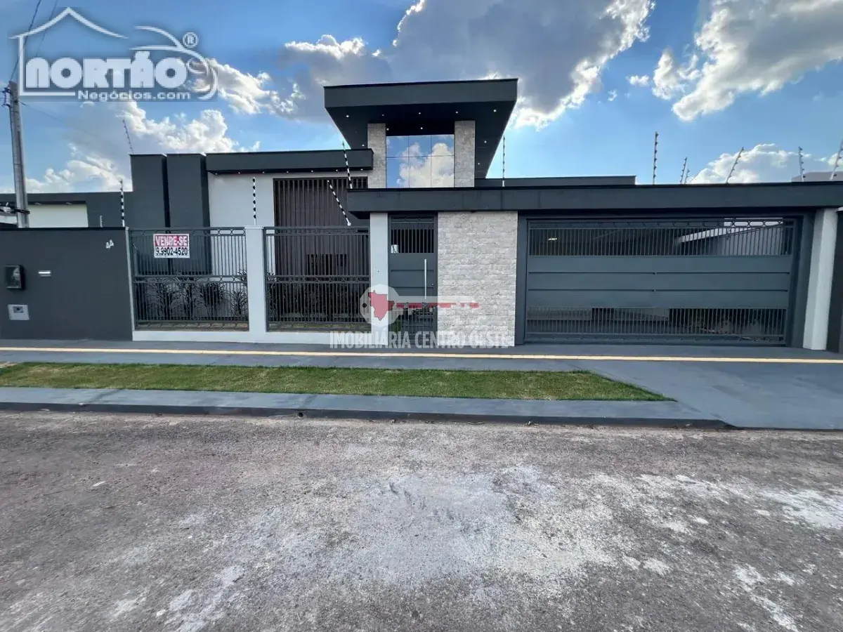 Casa, 3 quartos, 141 m² - Foto 1
