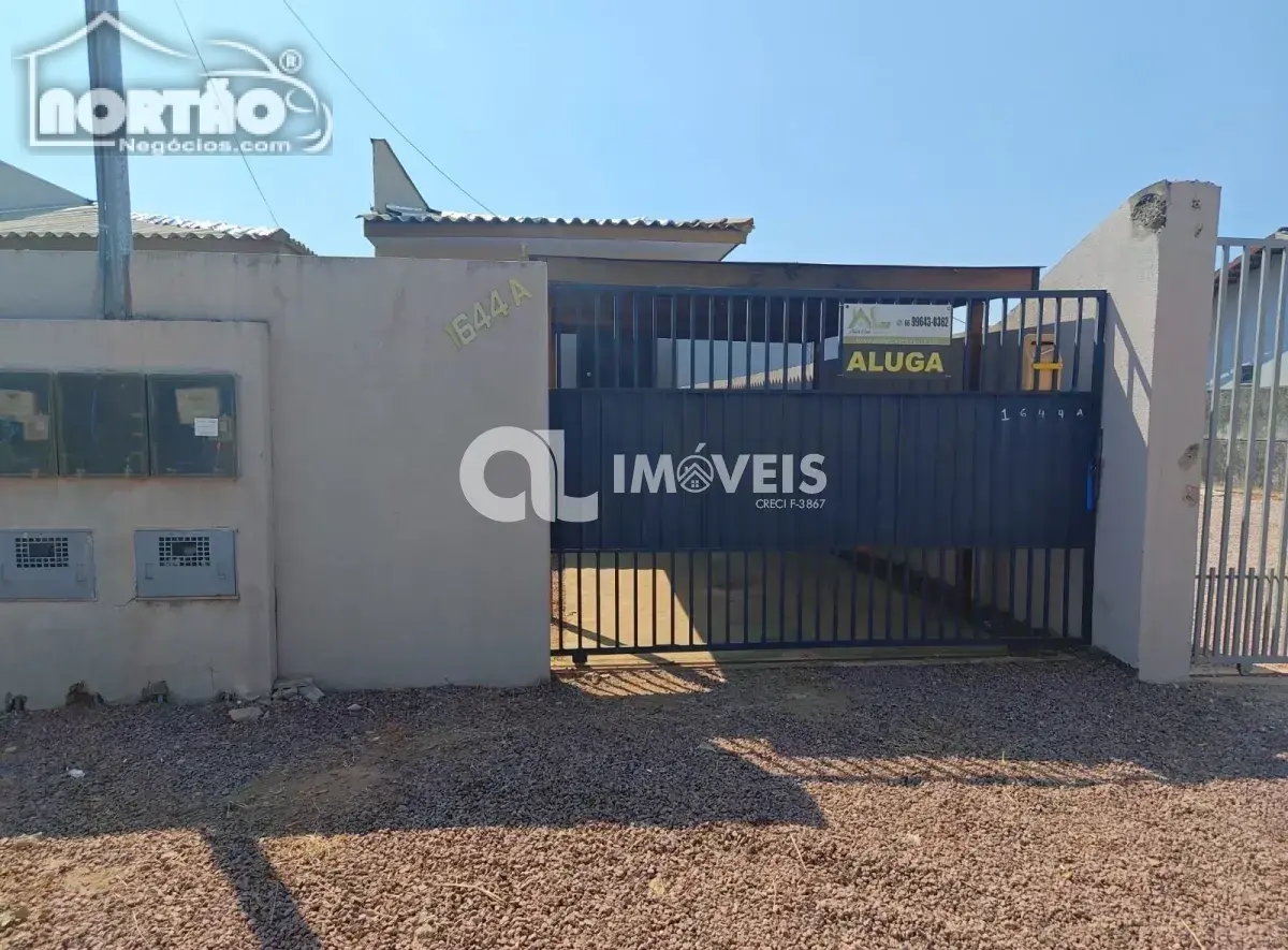 Casa, 3 quartos, 60 m² - Foto 1