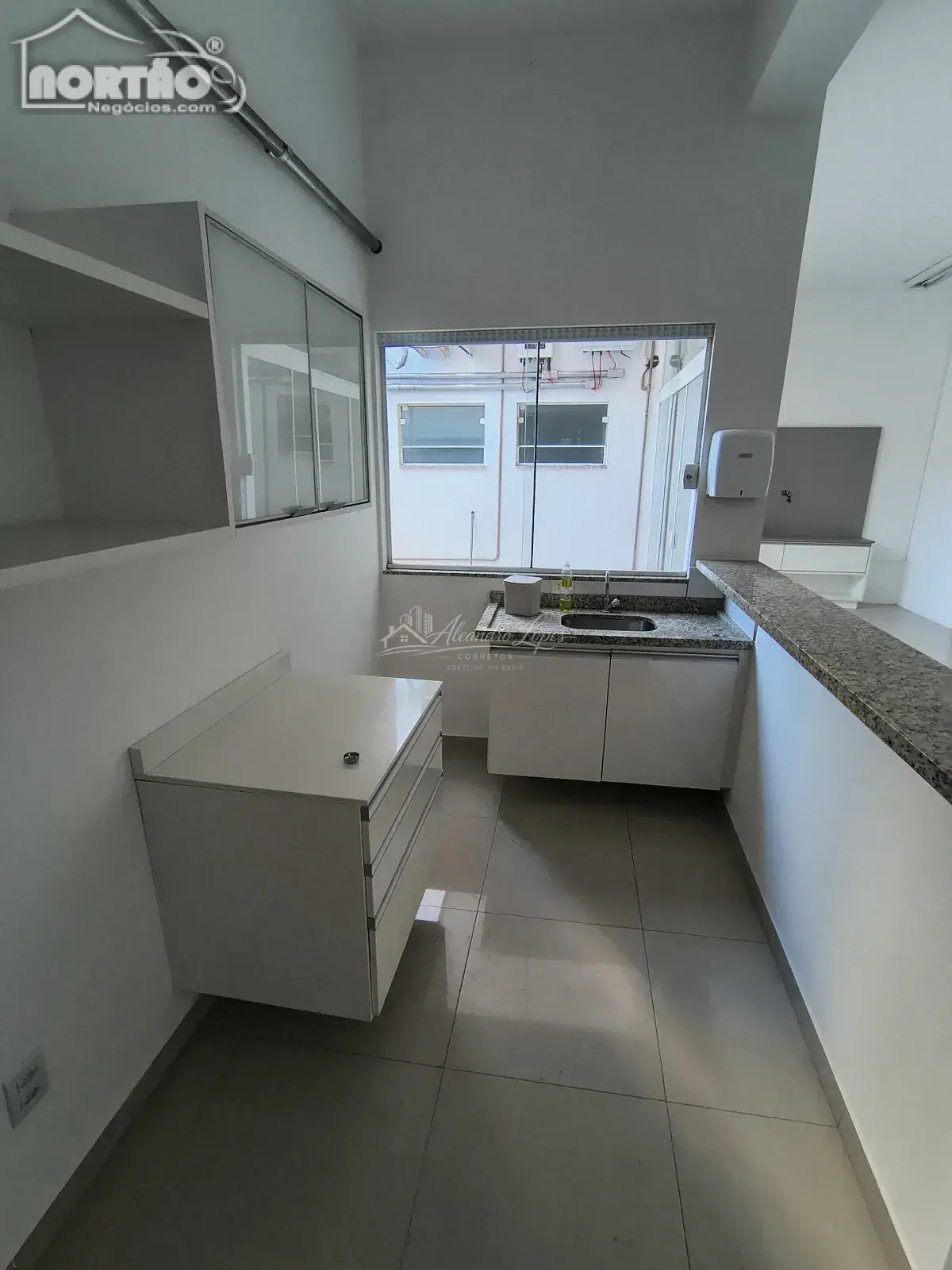 Casa, 6 quartos, 374 m² - Foto 6