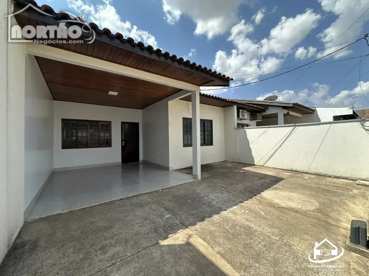 Casa, 3 quartos - Foto 2