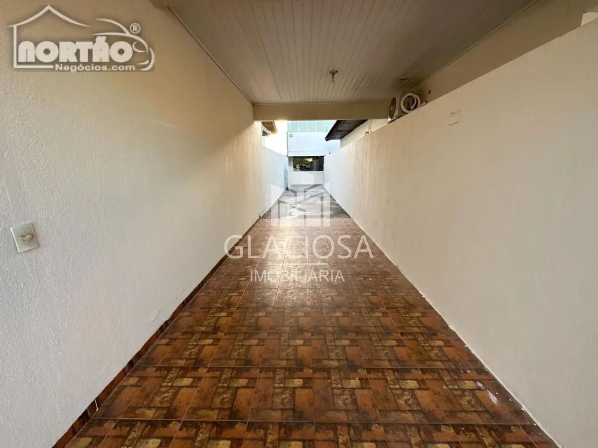 Casa, 3 quartos - Foto 2