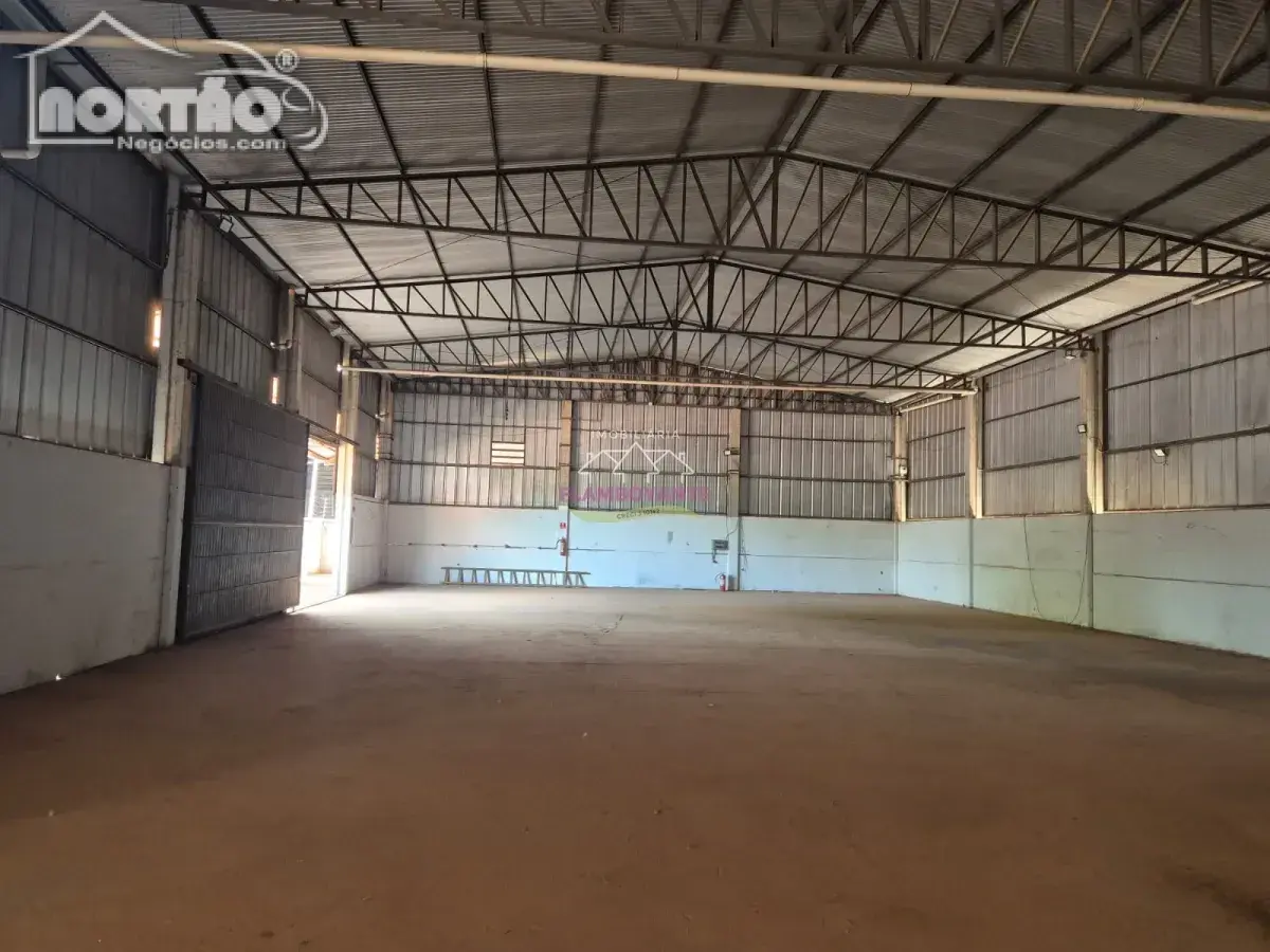 Casa, 900 m² - Foto 2