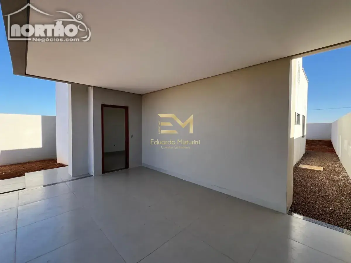 Casa, 3 quartos, 77 m² - Foto 2