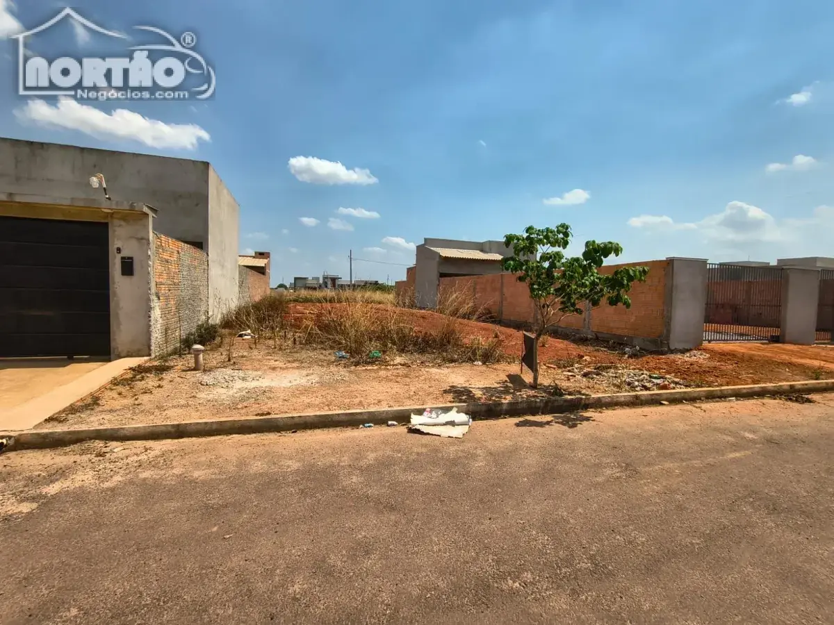 Casa, 303 m² - Foto 2