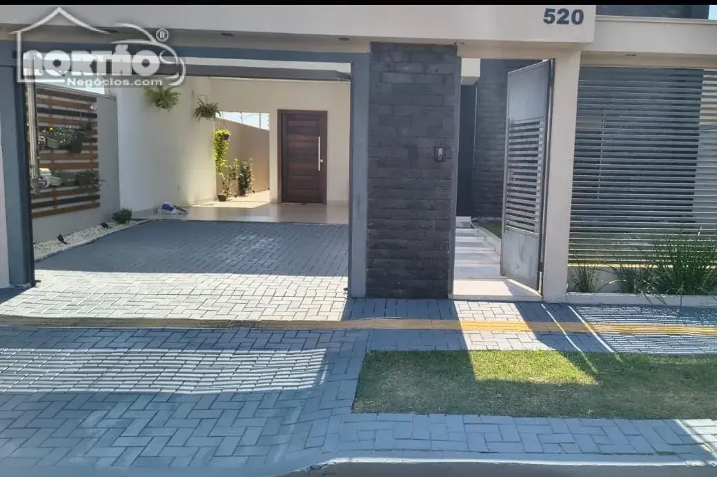Casa, 3 quartos, 131 m² - Foto 1