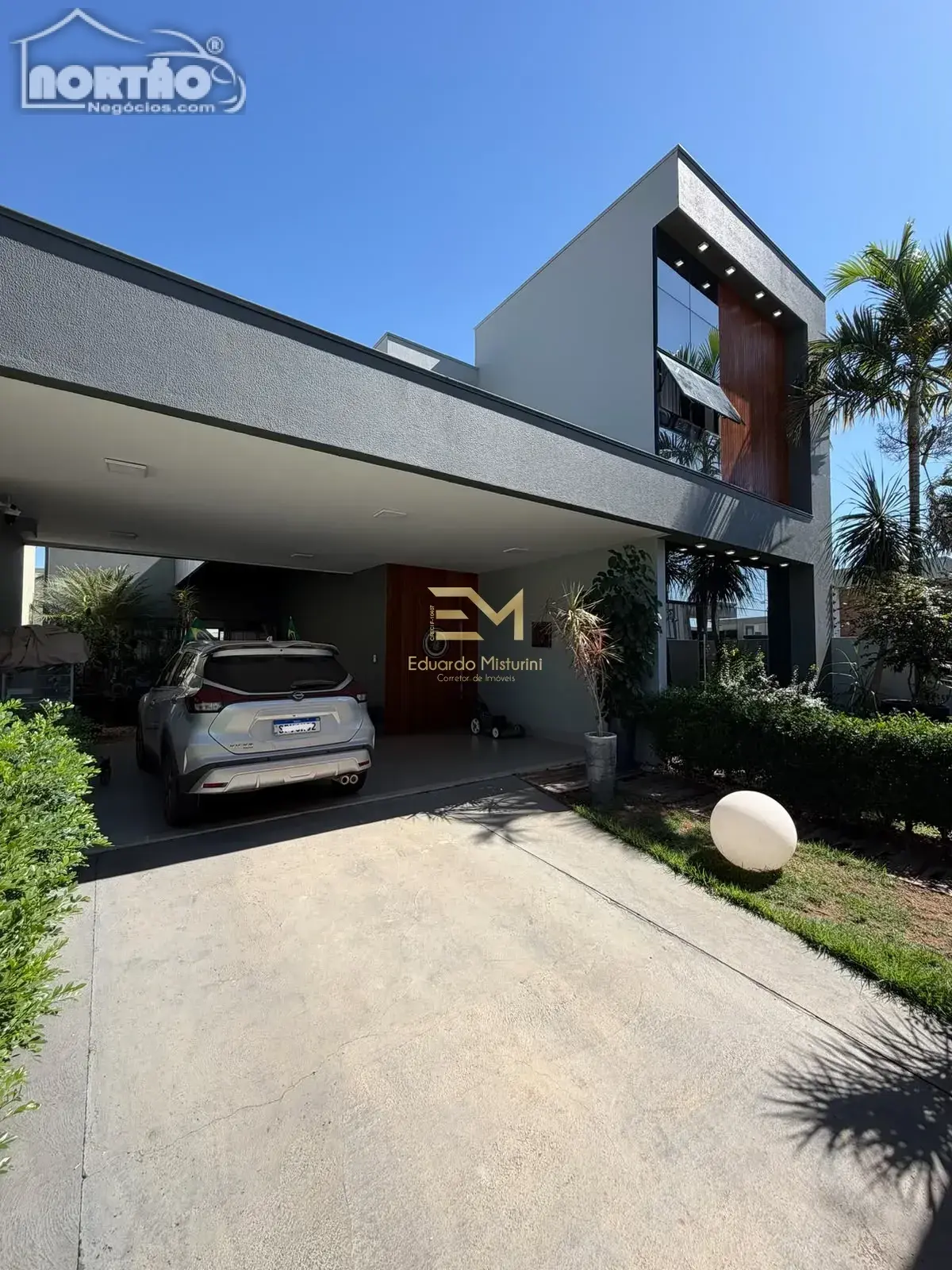 Casa, 4 quartos, 208 m² - Foto 1