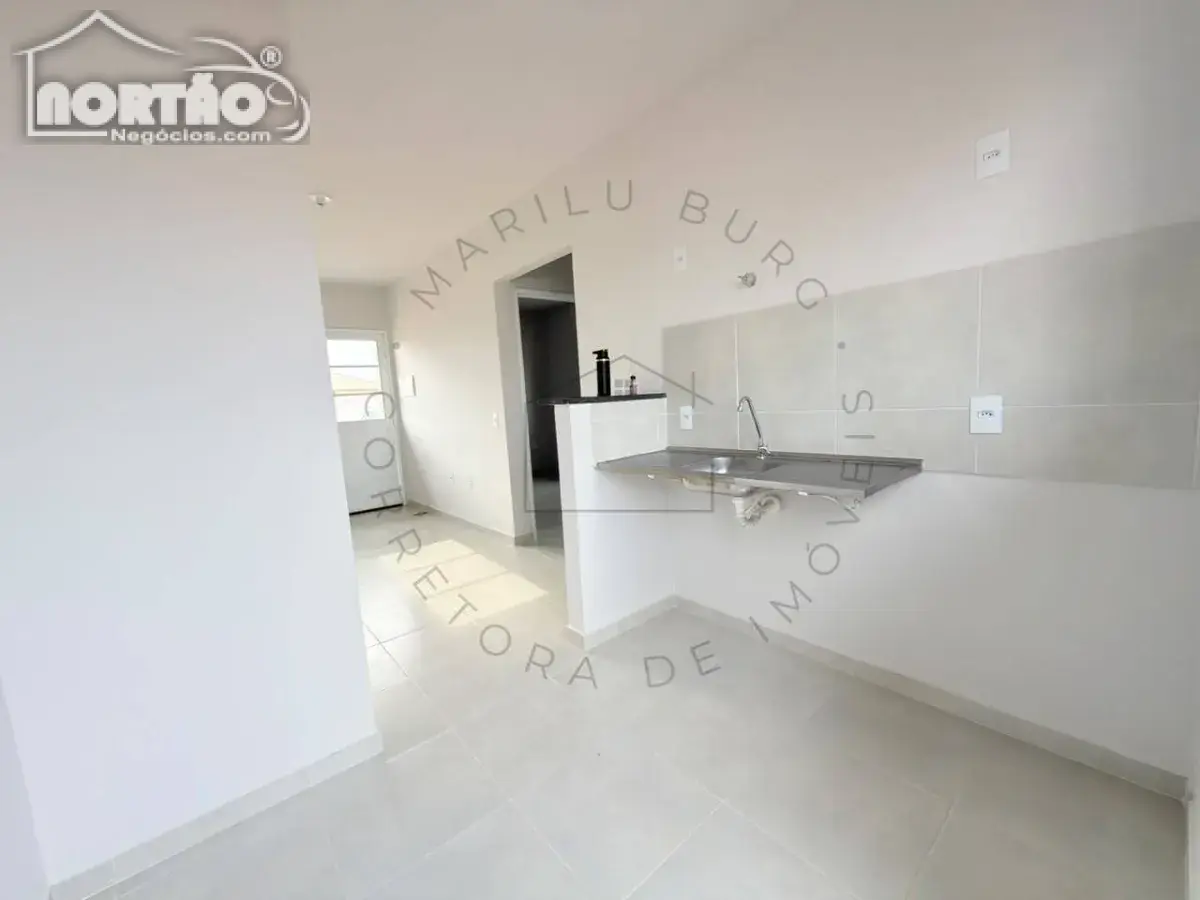Casa, 3 quartos - Foto 3