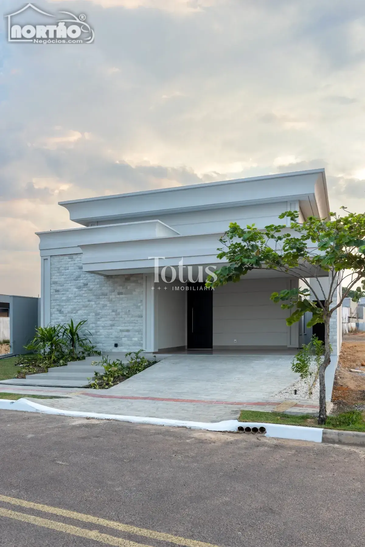 Casa, 1 quarto, 198 m² - Foto 1