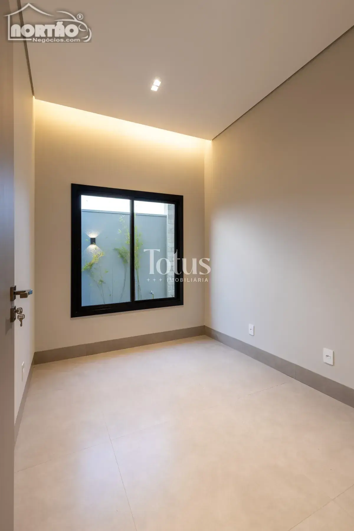 Casa, 1 quarto, 198 m² - Foto 4