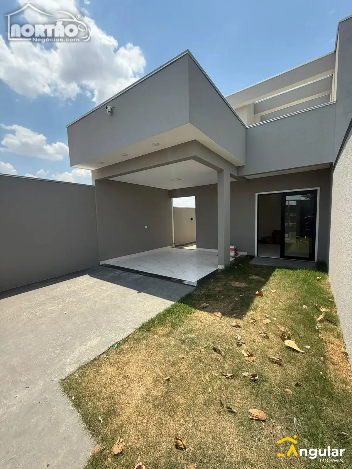 Casa, 3 quartos, 108 m² - Foto 2