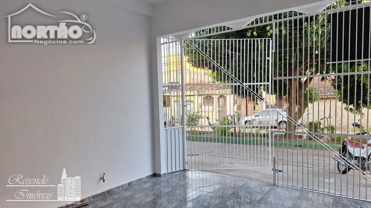 Casa, 3 quartos, 140 m² - Foto 1