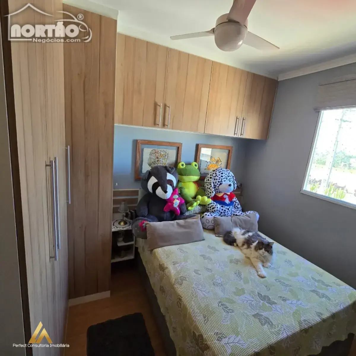 Casa, 3 quartos, 90 m² - Foto 2